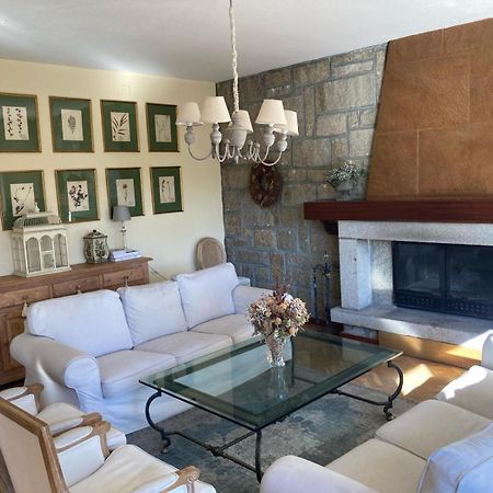 Los Cedros, Gran Chalet Con Piscina Y Apartamento En نافاثيرّاذا المظهر الخارجي الصورة