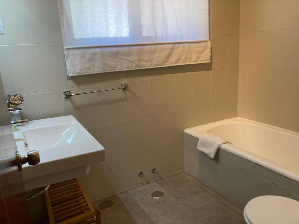 Los Cedros, Gran Chalet Con Piscina Y Apartamento En نافاثيرّاذا المظهر الخارجي الصورة